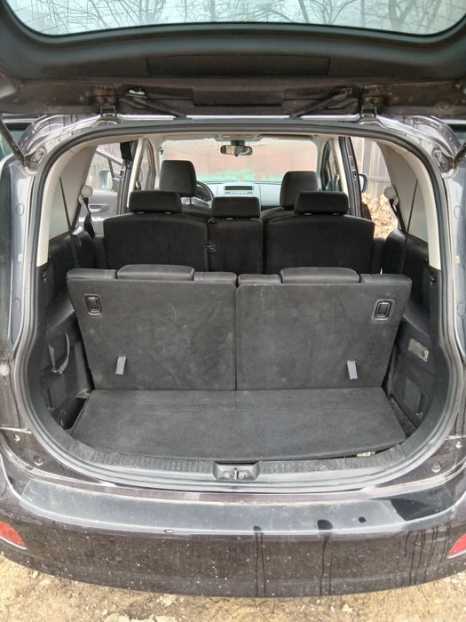 Vand mașină Mazda 5