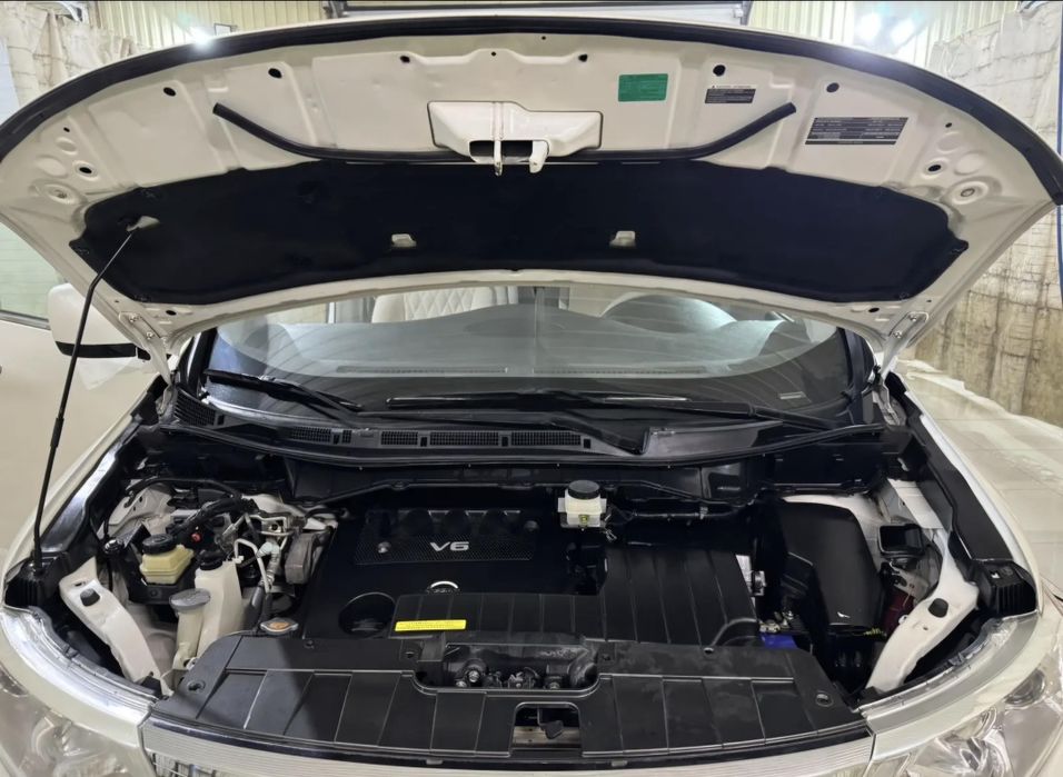 Продам семиместный минивэн.