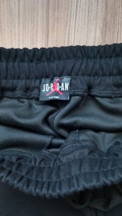 Долнище, суичър и худи на essentials, adidas, nike, jordan