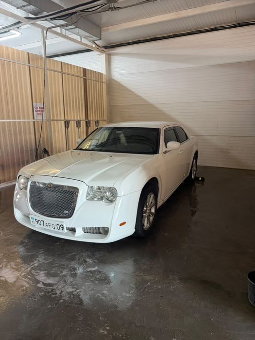 Продается Chrysler 300C, 2005года