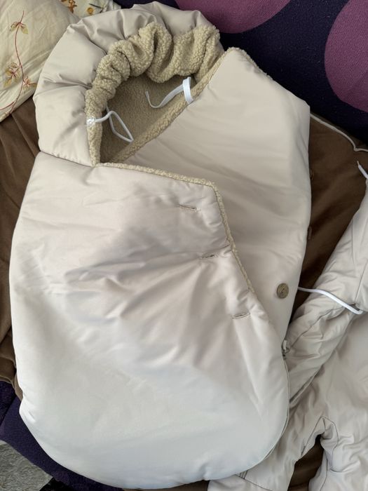 Продается комбинезон с коконом.