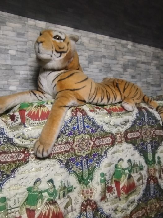 Йулбарс мяхкий игрушка продаю