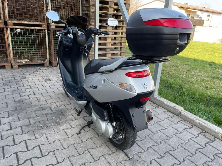Scuter Peugeot Elyseo 125