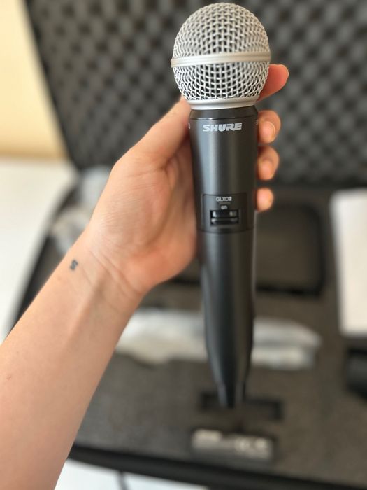 Shure безжичен микрофон GLXD2 и приемник GLXD4