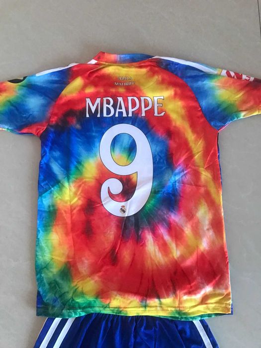 Реал М Мбапе 9 детски екип - 2 цвята