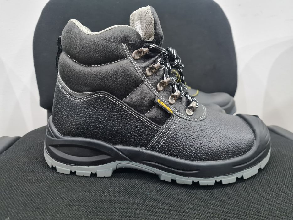 Продаётся обувь летние