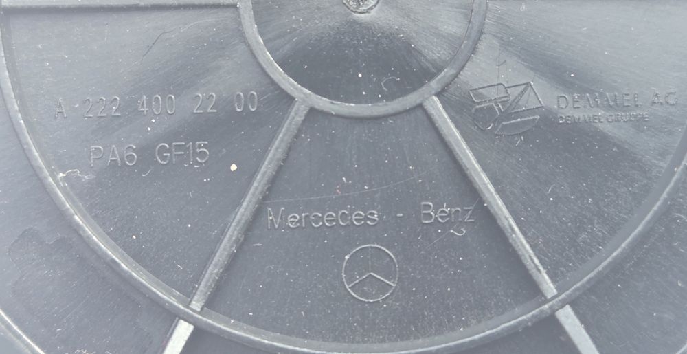 Capac Central Janta Produs Nou Original Mercedes - Benz Cod Produs A222 400 22 00 9040 OFERTA LA 4 BUCATI 300 LEI SETUL 100 Lei Bucata
