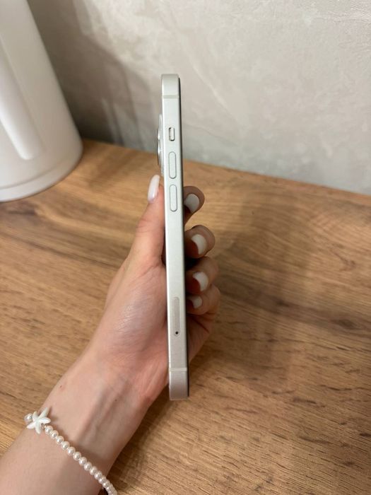 Iphone 14 в хорошем состоянии