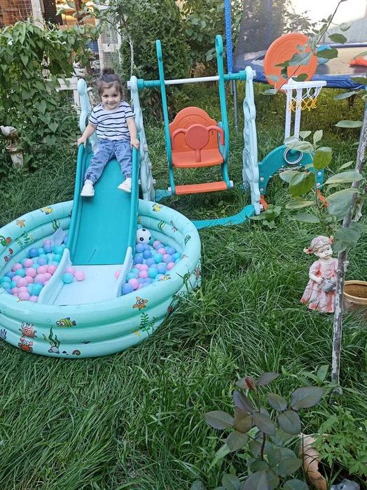 Горка качели с сухим бассейном Комплекс для детей пластиковый НОВЫЕ