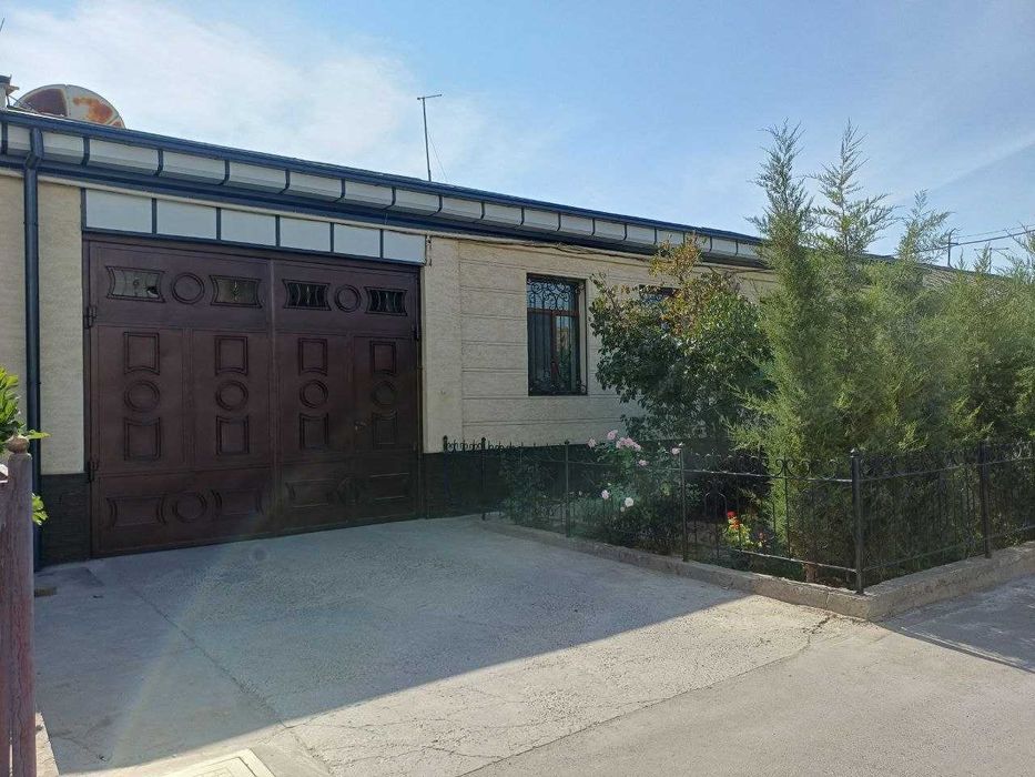 Продам дом на земельном участке