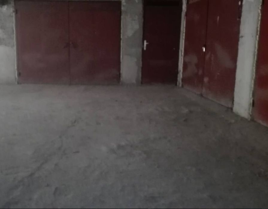 Дава се под наем Гараж / Паркомясто в Сливен, Руски - 20 кв.м за 61.2 € - Снимка #1