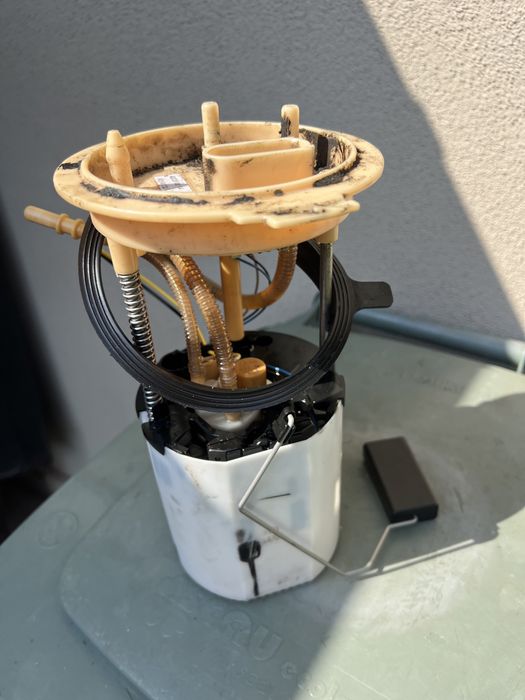 pompa  din rezervor motorina vw