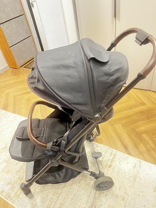 Детская коляска в отличном состоянии