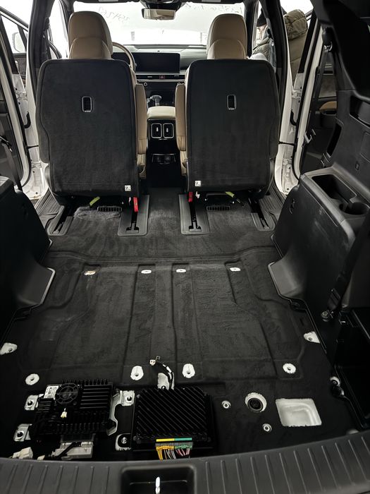 Почистване на коли и камиони