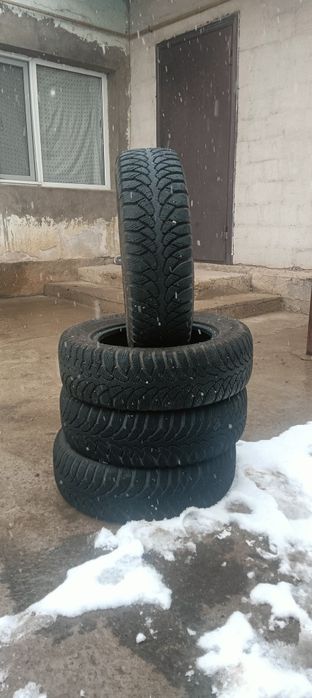 Продам зимние шины б/у