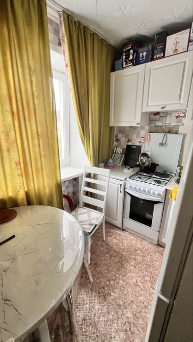Продам 2 комн квартиру
