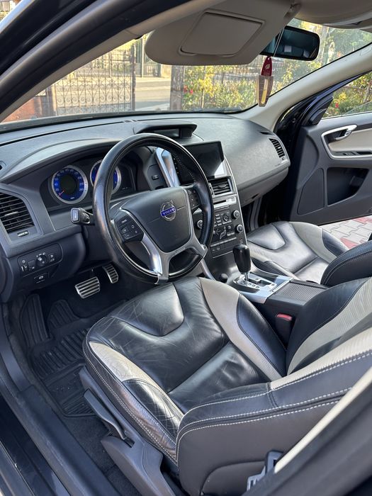 Volvo XC60 D5, automat