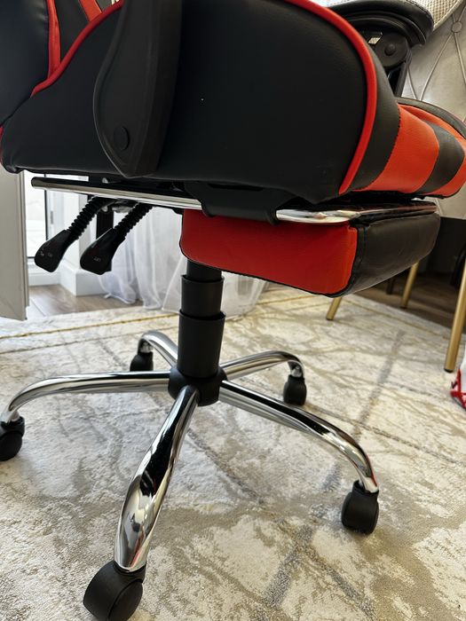 Продам компьютерное кресло