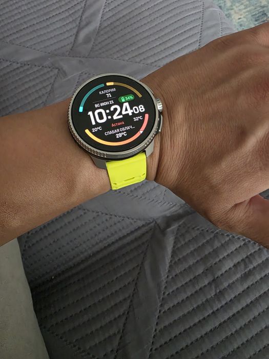 Продам suunto race titan