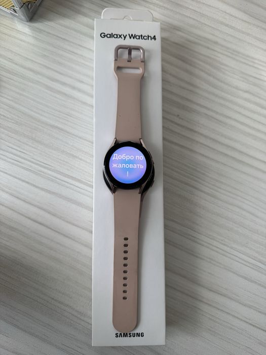 Galaxy Watch4 40мм идеальном состоянии