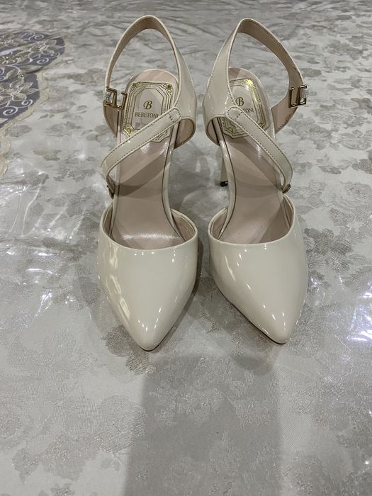 Срочно Босоножки 35размер