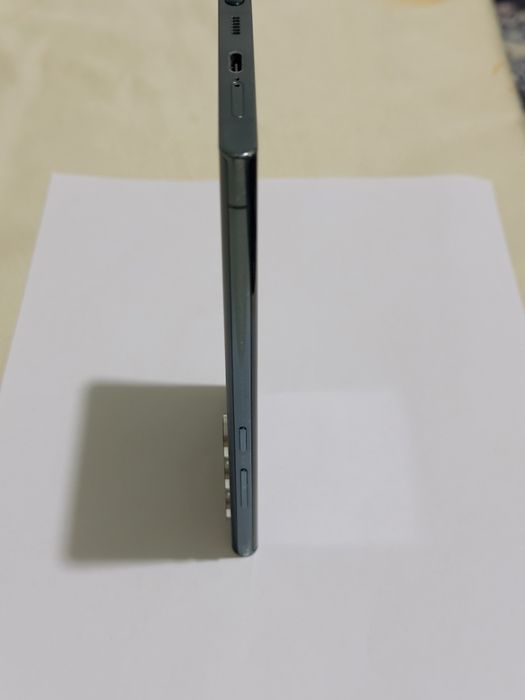 Samsung Galaxy S22 Ultra 5G (12/256 GB) sotiladi!