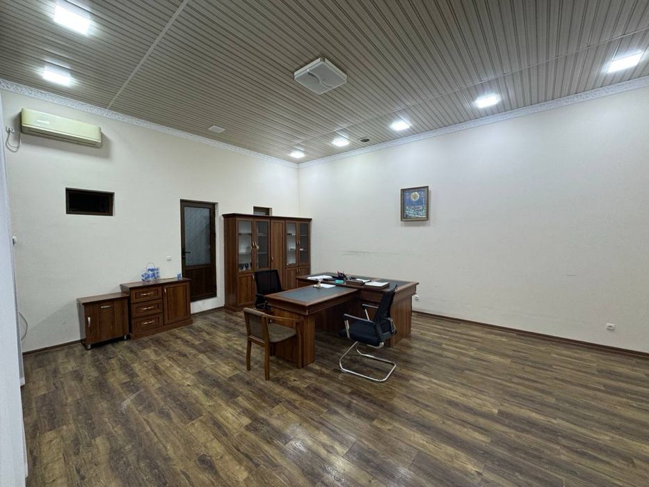 Яшнабад ул Чинор 6 соток 2х этажный евро дом узб стиле