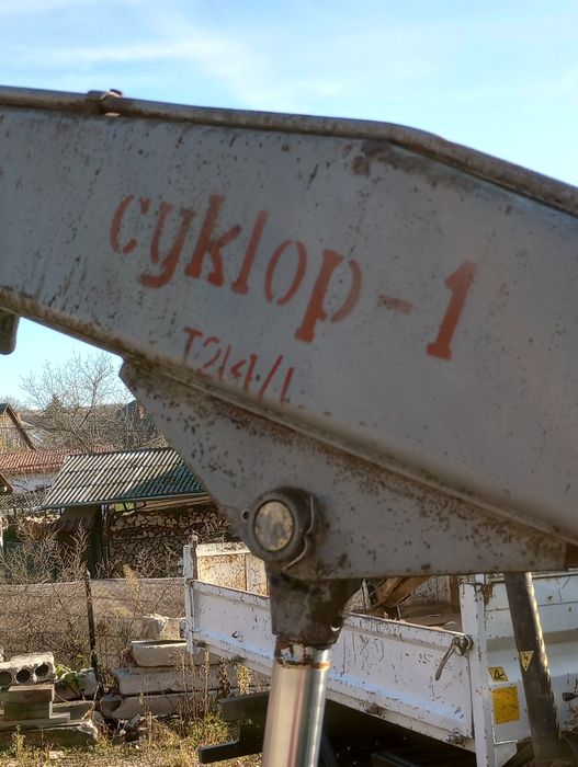 Incarcator gunoi cyklop graifer