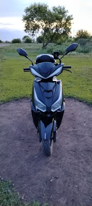 Скутер Номад 125