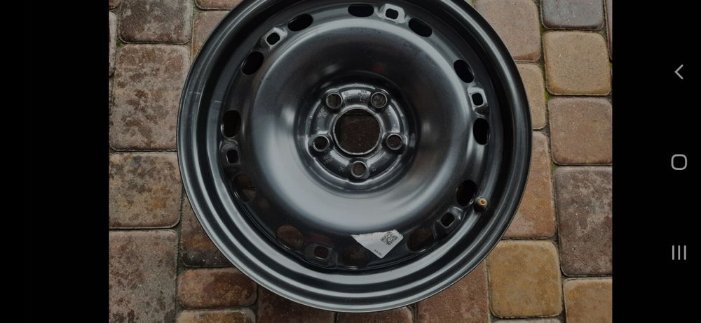 Продам диск r15   1шт