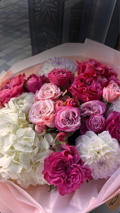 ТЮЛЬПАНЫ и БУКЕТЫ по САМЫМ низким ценам