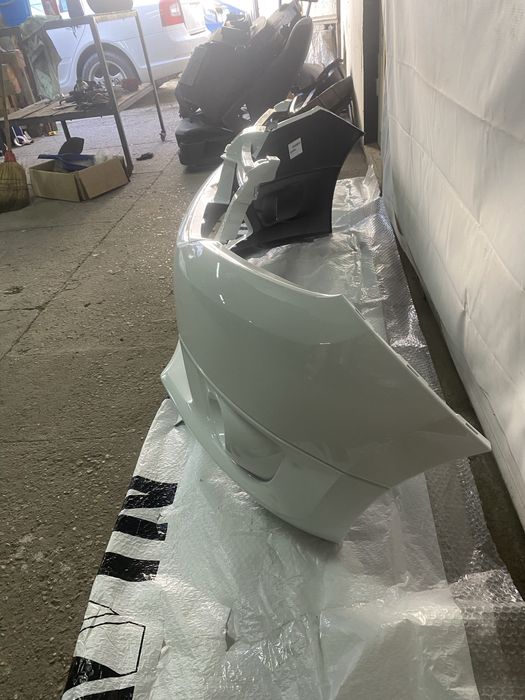 Bara fata dacia logan 2