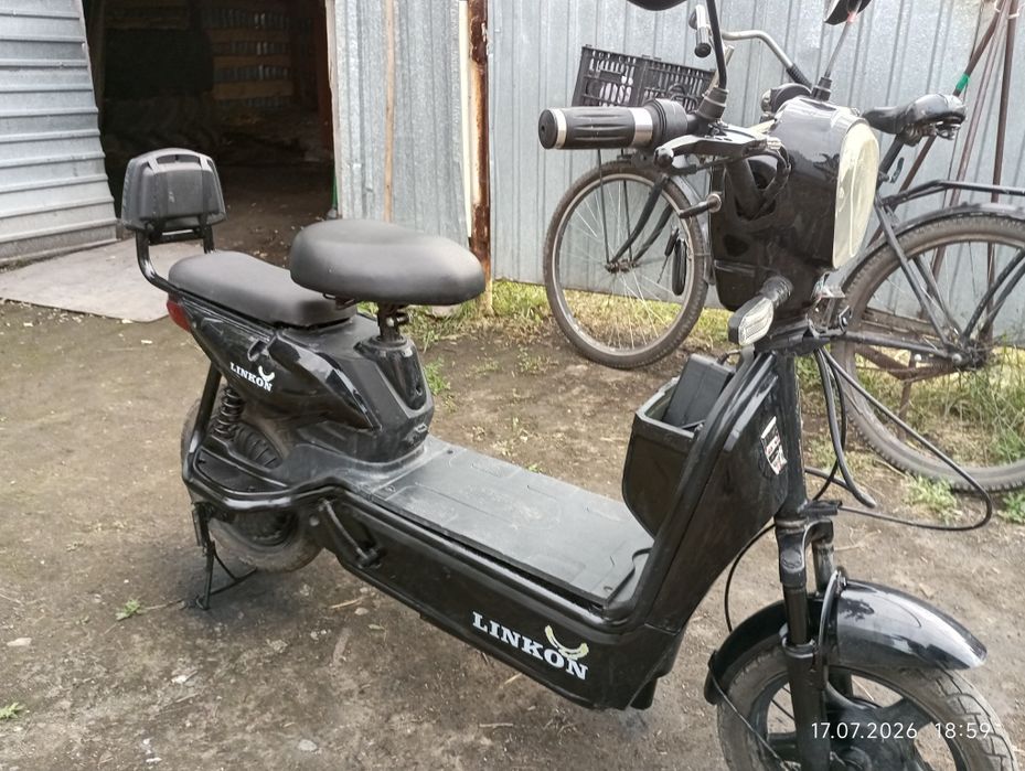 Продам скутер не находу