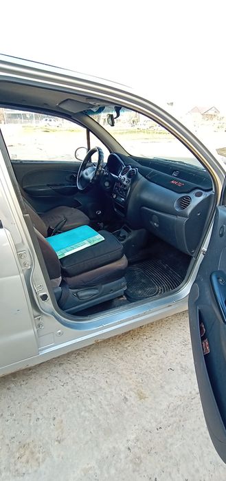 Матиз машина  matiz