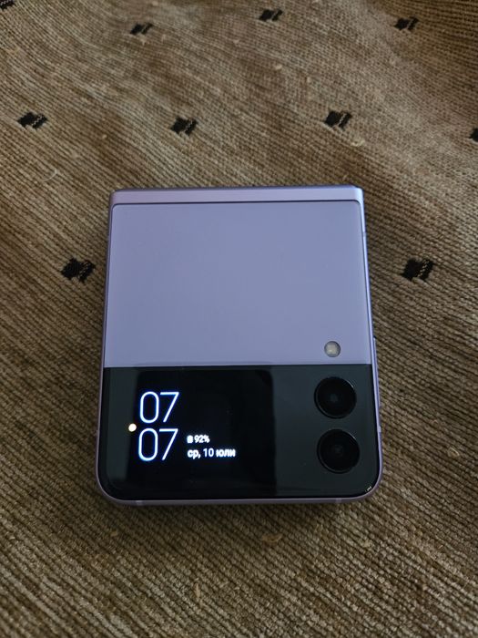 Samsung Galaxy Z Flip 3