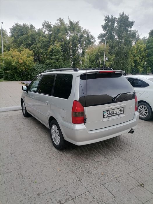 Продам машину Митсубиси шариот