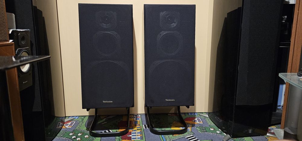 Colectie Technics SB 3670 boxe audio pe trei cai