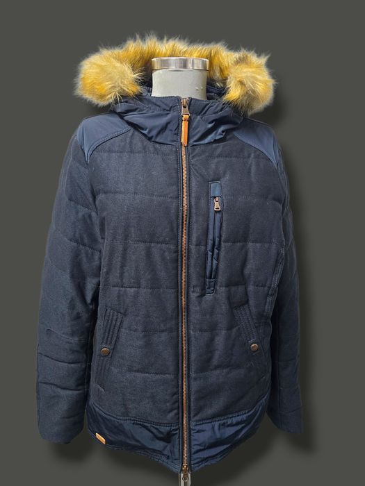 Дамско зимно яке Camel Active