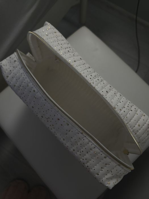 Голям несесер Dove