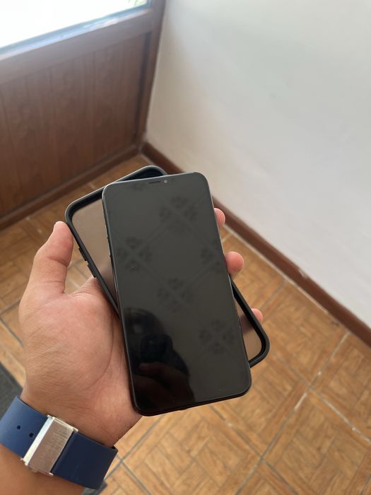 Продам айфон хс макс