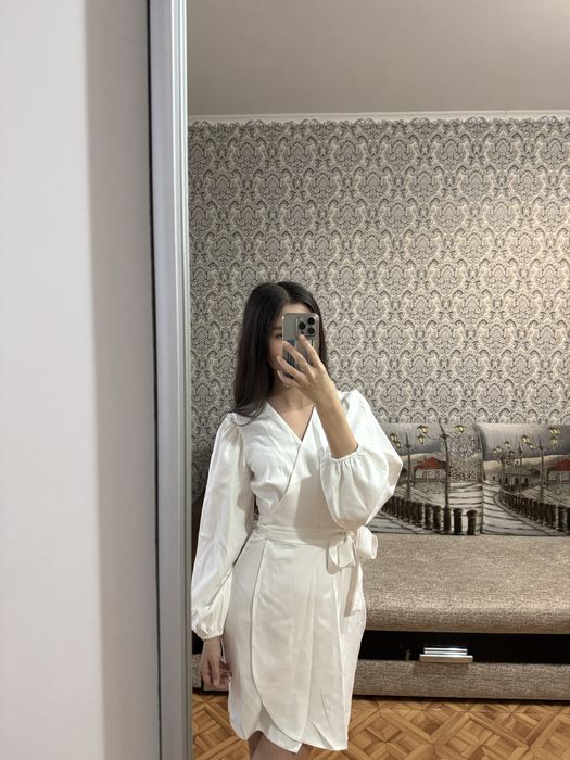 Белый вечернее платье