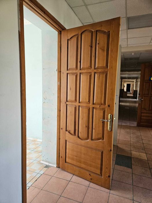 Продам деревянные, (пластиковые) двери, окна