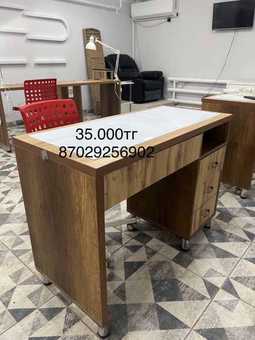 Столы маникюрные и прочее