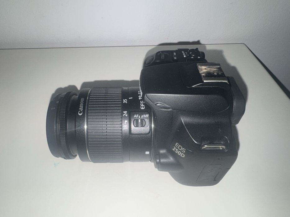 Canon EOS 250D  +accesori