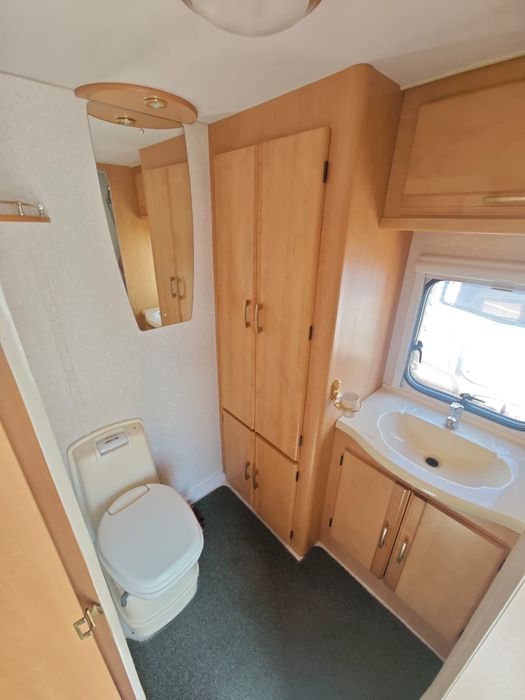 Дом на колесах прицеп-кэмпер