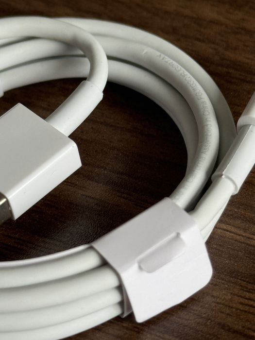 Оригинальный кабель кабель от iPhone (USB - Lightning Original)