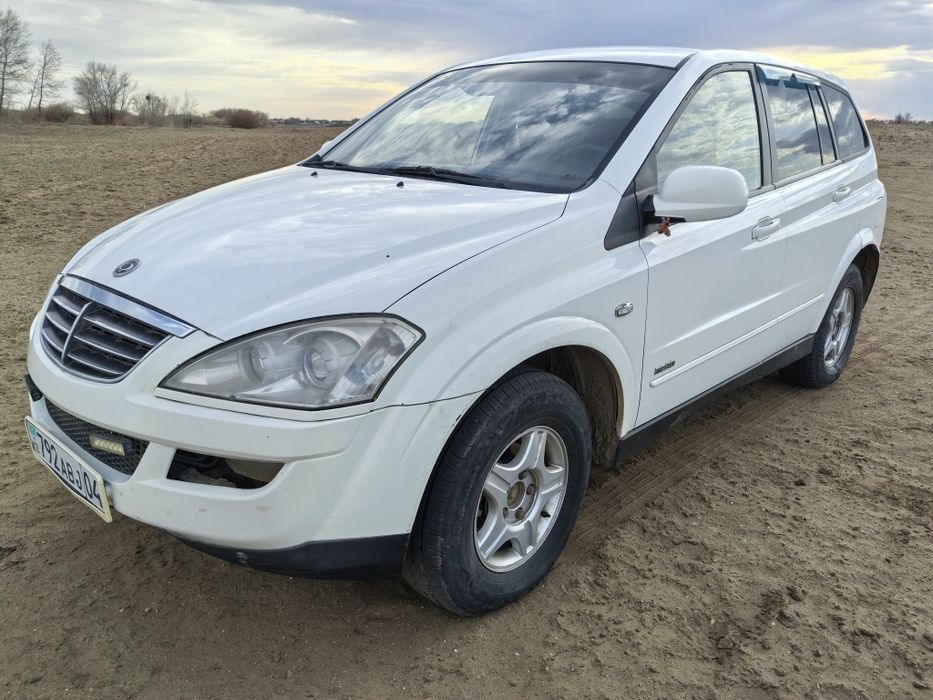 Жағдайы жақсы. Бірқолдан айдалған