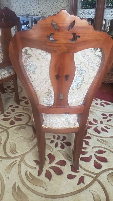 Стол и 12шт. Стулья