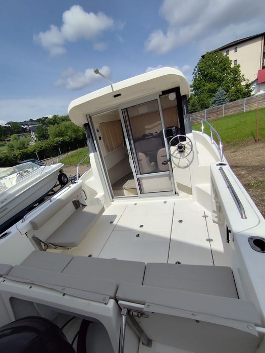 Barcă Quicksilver Pilothouse 605/2015-Mercury CT-115 /150 cp-Fără peridoc