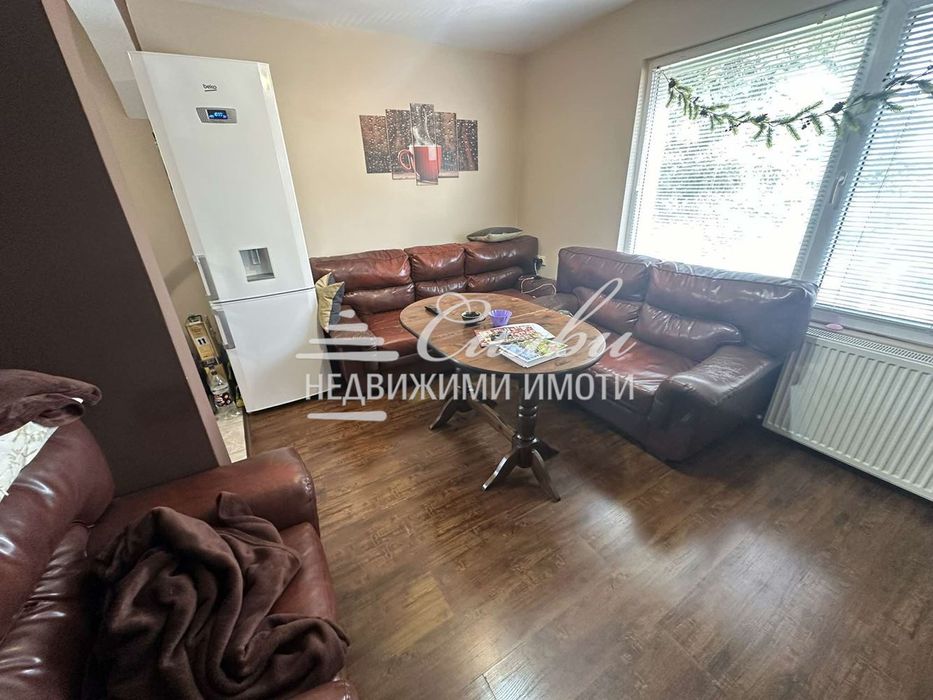 Продава се Етаж от къща в Търговище, Вароша - 90 кв.м за 1275 €/кв.м - Снимка #1